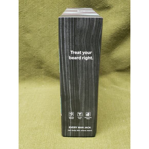 Beard + Face Wash, Beard Oil, Beard Butter + Beard Comb - Picture 4 of 6